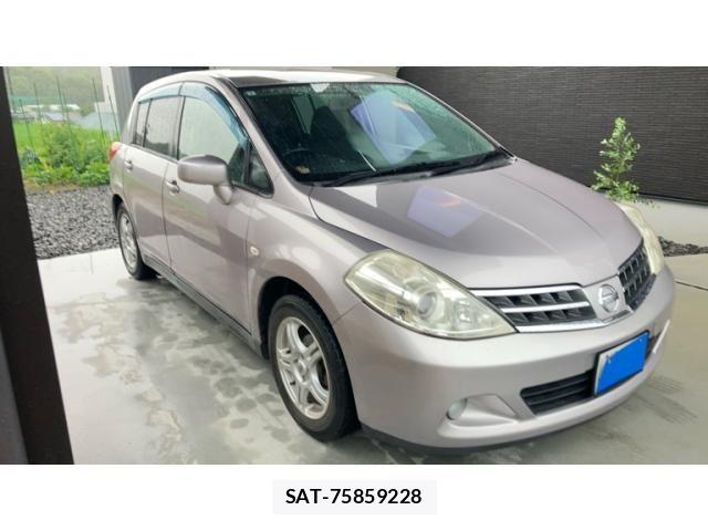 Nissan TIIDA 2009-07 7458427-2