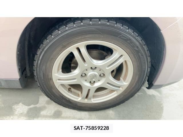 Nissan TIIDA 2009-07 7458427-3