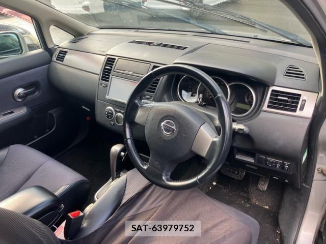 Nissan TIIDA 2006-12 7458429-14