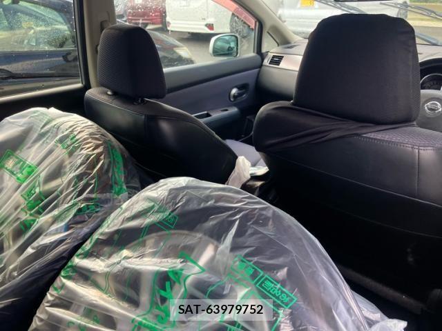 Nissan TIIDA 2006-12 7458429-15
