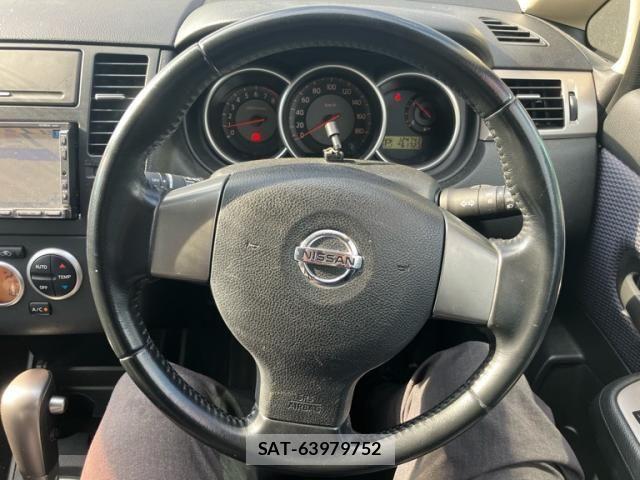 Nissan TIIDA 2006-12 7458429-18