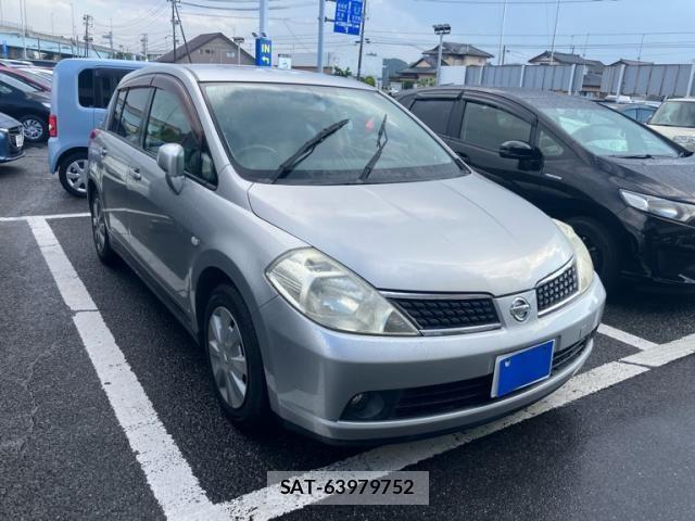 Nissan TIIDA 2006-12 7458429-1