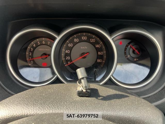 Nissan TIIDA 2006-12 7458429-24