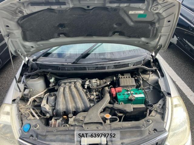 Nissan TIIDA 2006-12 7458429-25