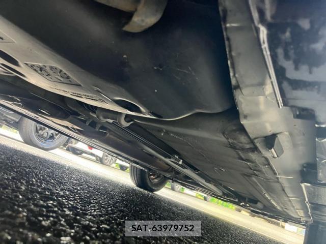 Nissan TIIDA 2006-12 7458429-7