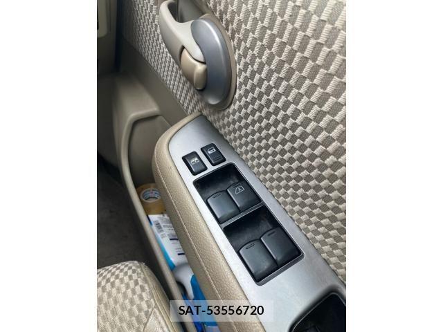 Nissan TIIDA 2011-10 7458430-16