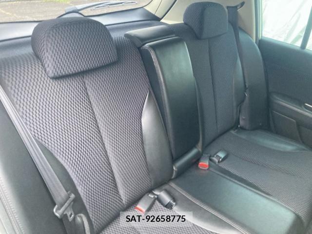 Nissan TIIDA 2012-02 7620822-10
