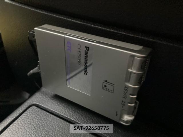 Nissan TIIDA 2012-02 7620822-18