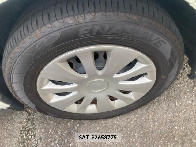 Nissan TIIDA 2012-02 7620822-4