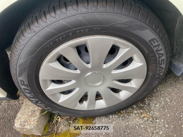 Nissan TIIDA 2012-02 7620822-5