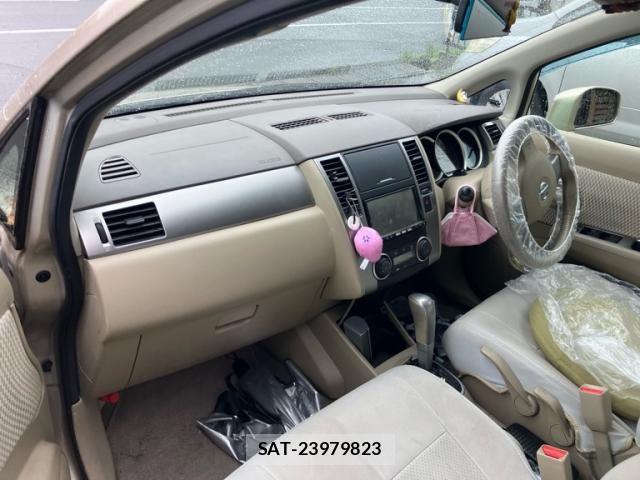 Nissan TIIDA 2012-04 7729870-10