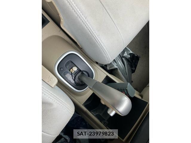 Nissan TIIDA 2012-04 7729870-15
