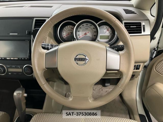 Nissan TIIDA 2012-02 7729868-13