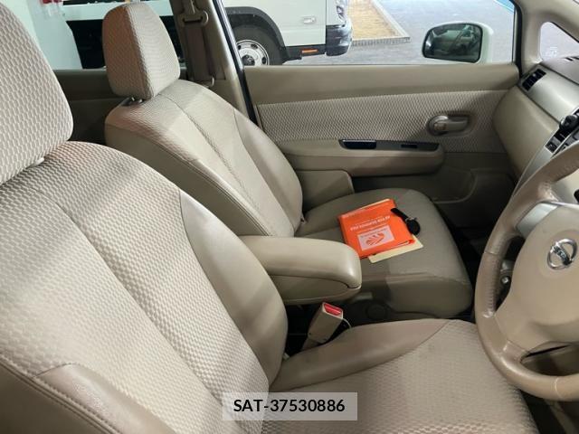 Nissan TIIDA 2012-02 7729868-15
