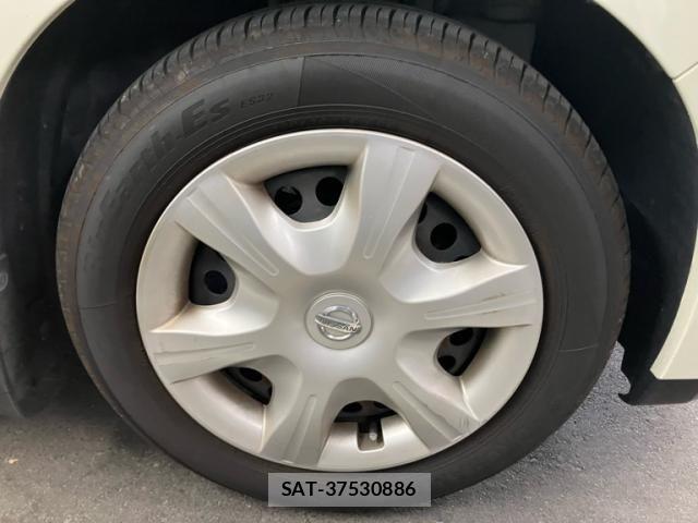 Nissan TIIDA 2012-02 7729868-3