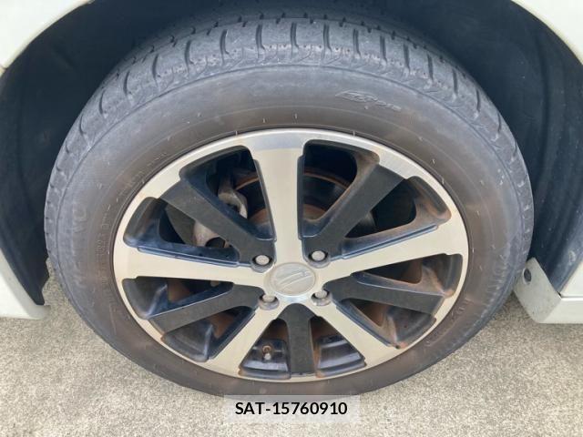 Nissan TIIDA 2011-07 7729867-8