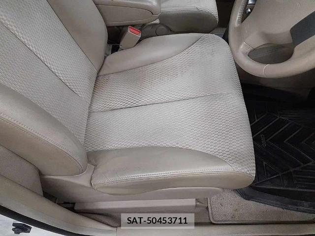 Nissan TIIDA 2009-06 7718201-7