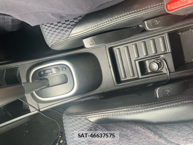 Nissan TIIDA 2011-06 7729869-20
