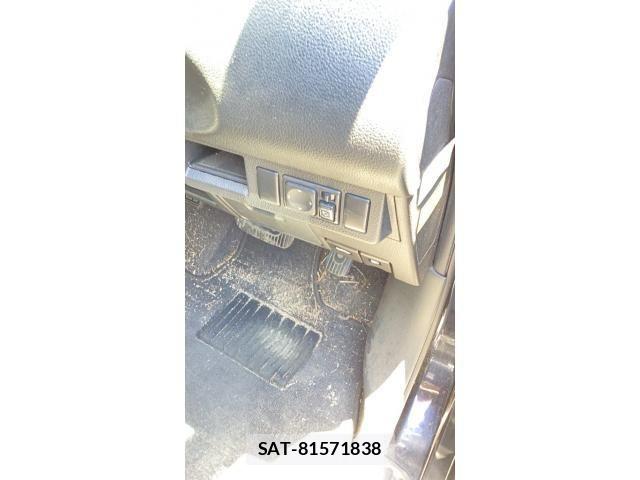 Nissan TIIDA 2009-06 7789881-13