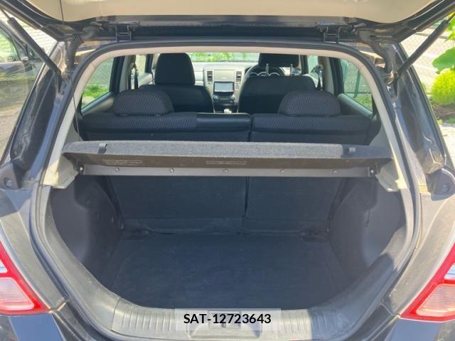 Nissan TIIDA 2009-07 7789882-7