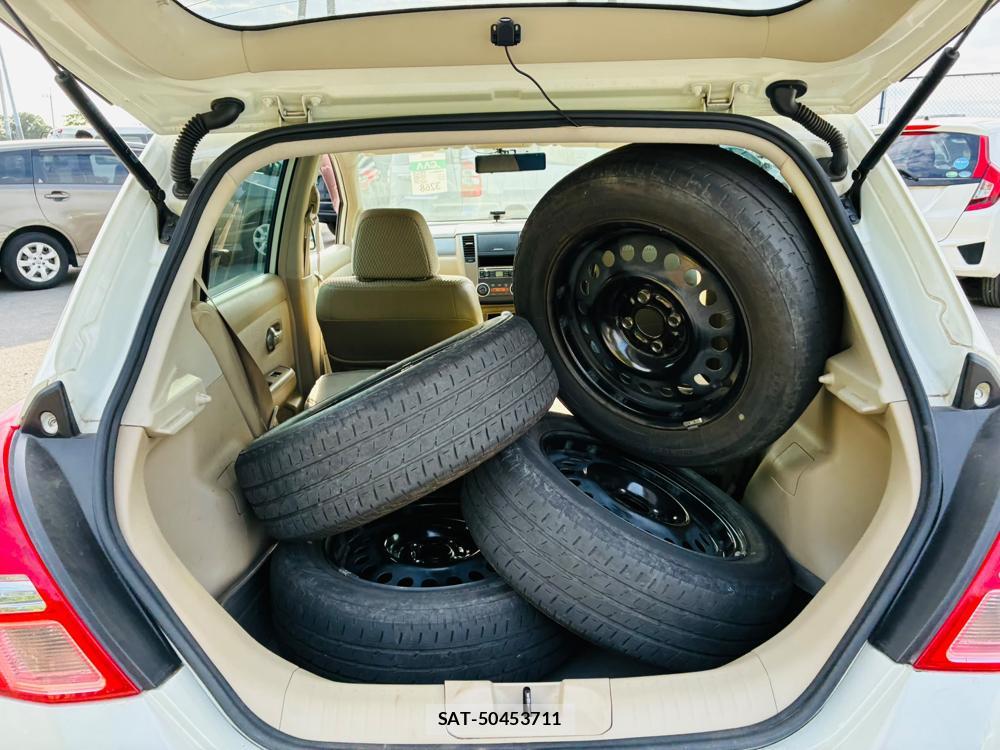 Nissan TIIDA 2009-06 7718201-25
