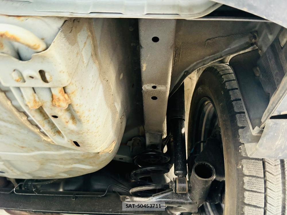 Nissan TIIDA 2009-06 7718201-35