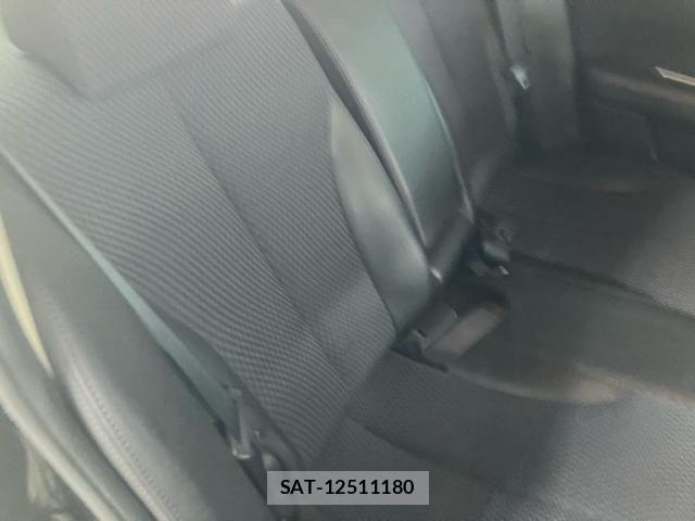 Nissan TIIDA 2009-09 7981355-9