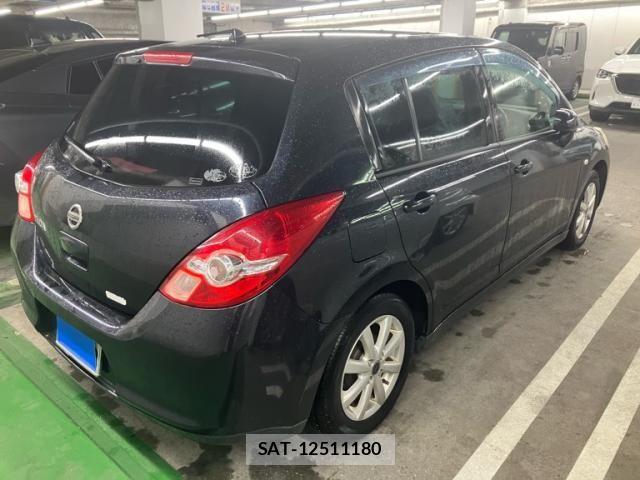 Nissan TIIDA 2009-09 7981355-2