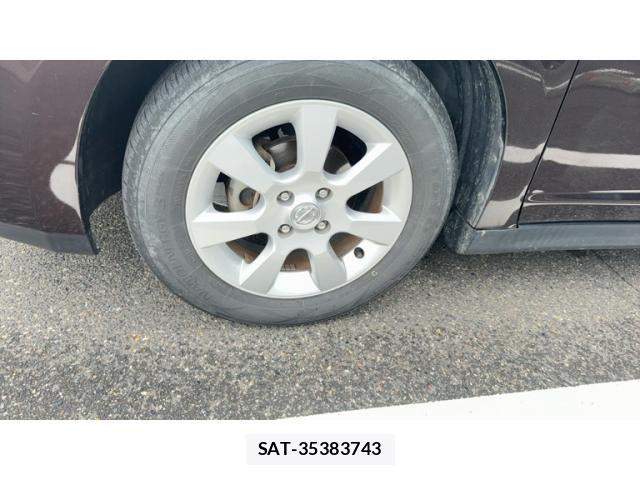 Nissan TIIDA 2012-02 8075932-3