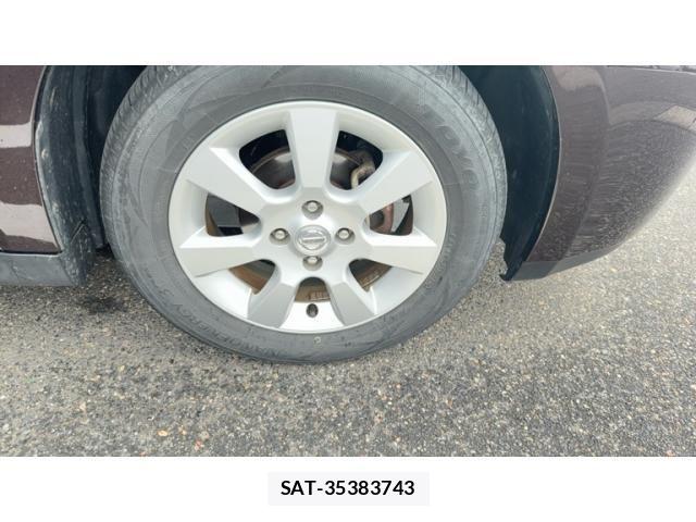 Nissan TIIDA 2012-02 8075932-4