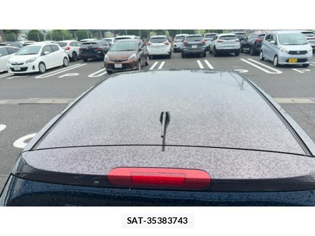 Nissan TIIDA 2012-02 8075932-6