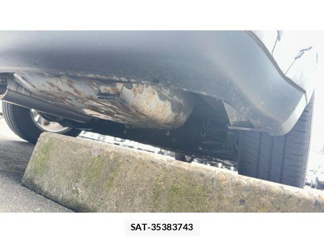 Nissan TIIDA 2012-02 8075932-8