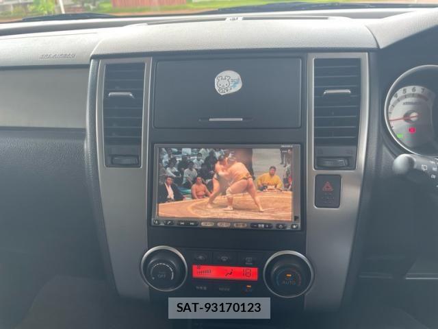 Nissan TIIDA 2010-09 8102307-16