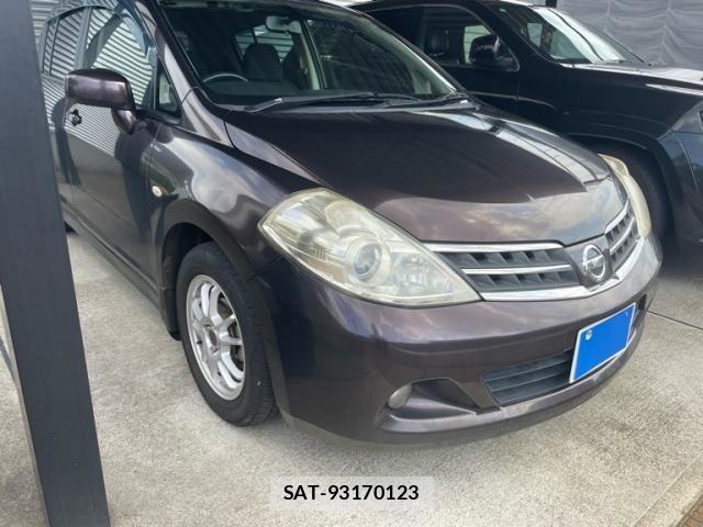 Nissan TIIDA 2010-09 8102307-1