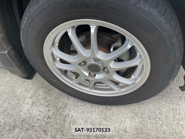Nissan TIIDA 2010-09 8102307-4