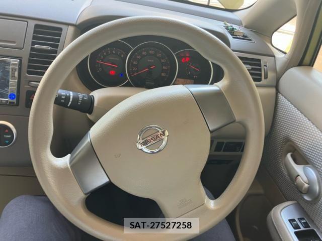 Nissan TIIDA 2005-04 8210686-14