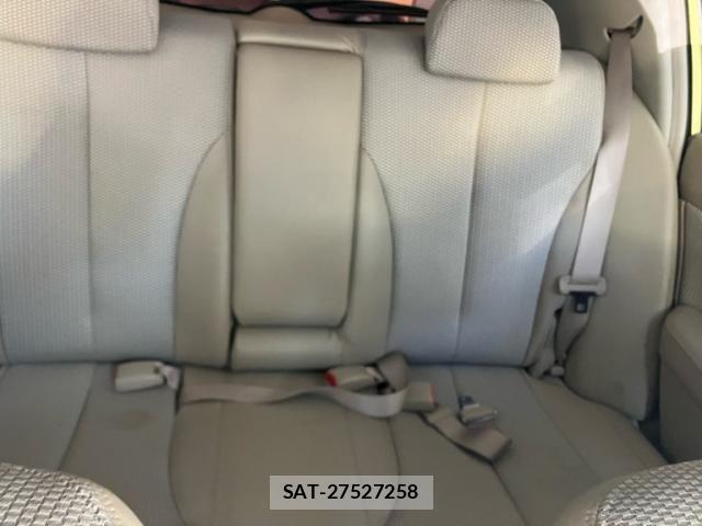 Nissan TIIDA 2005-04 8210686-20