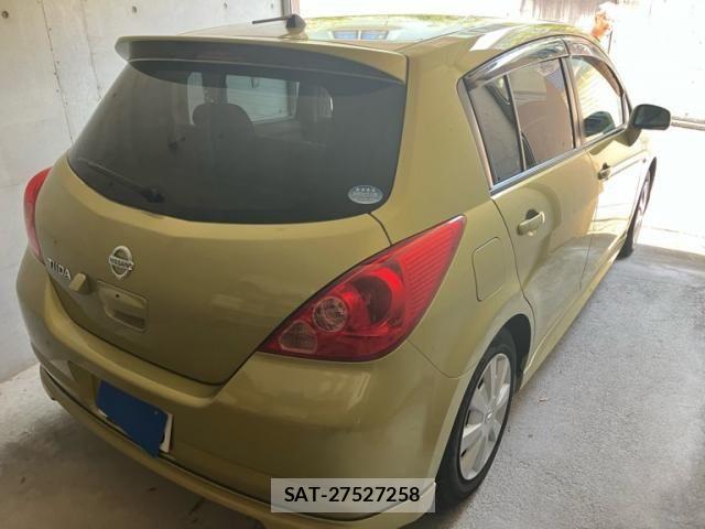 Nissan TIIDA 2005-04 8210686-2