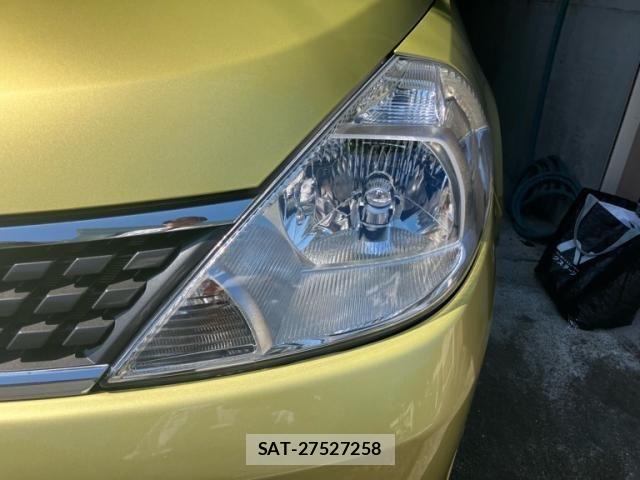 Nissan TIIDA 2005-04 8210686-3