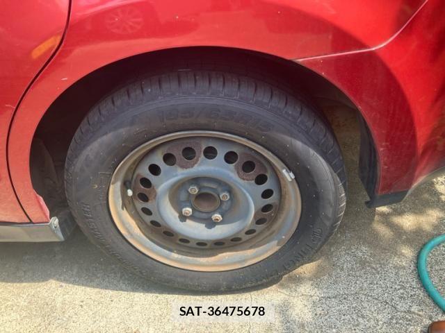 Nissan TIIDA 2010-11 8317664-12