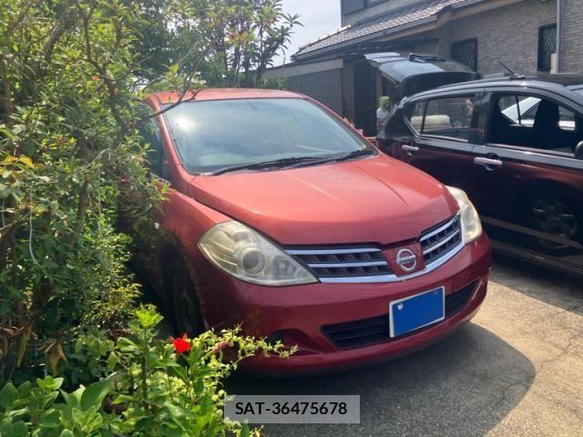 Nissan TIIDA 2010-11 8317664-5