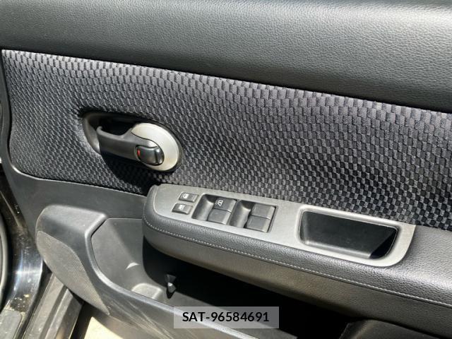 Nissan TIIDA 2009-08 8338222-16