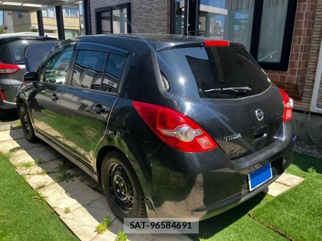 Nissan TIIDA 2009-08 8338222-2