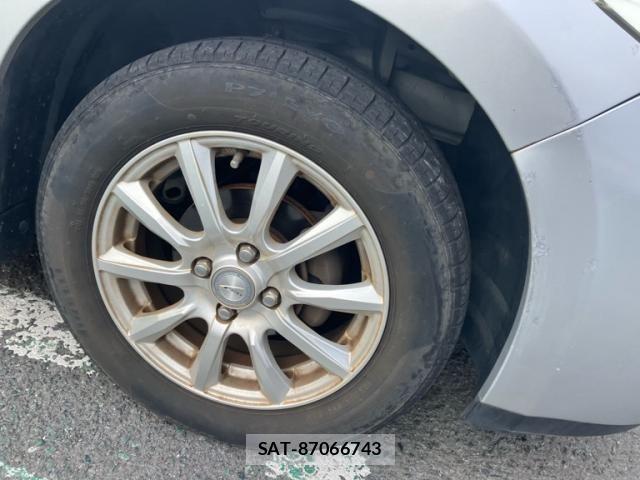 Nissan TIIDA 2010-11 8369431-4