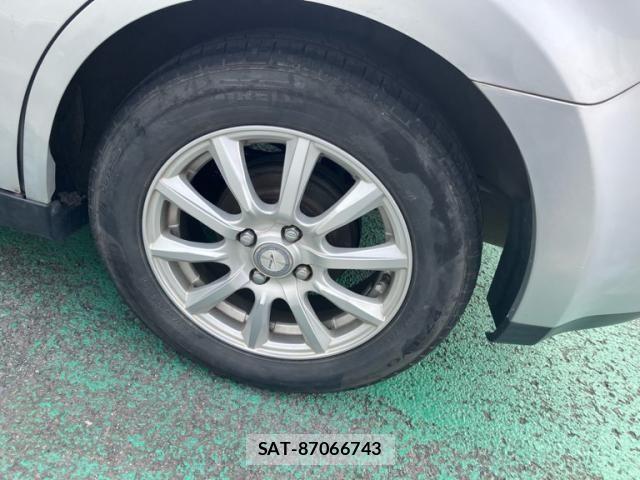 Nissan TIIDA 2010-11 8369431-6