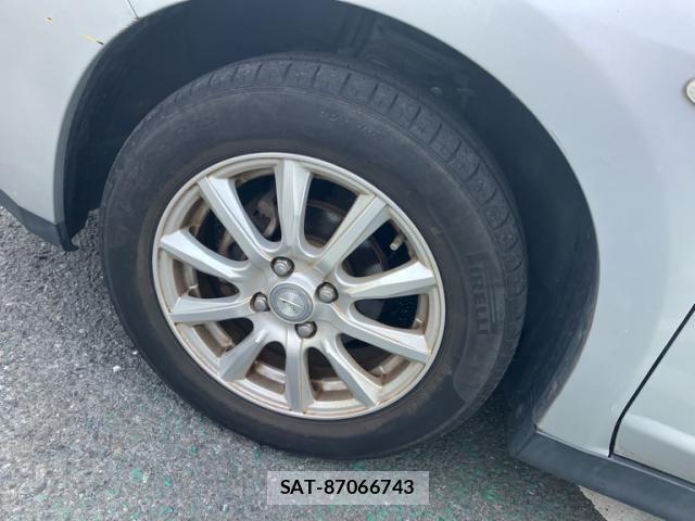 Nissan TIIDA 2010-11 8369431-7