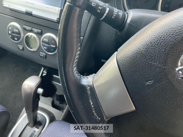 Nissan TIIDA 2006-03 8372289-18