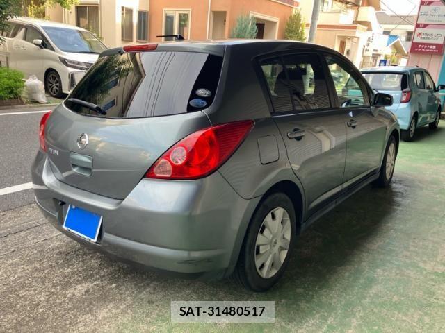 Nissan TIIDA 2006-03 8372289-3