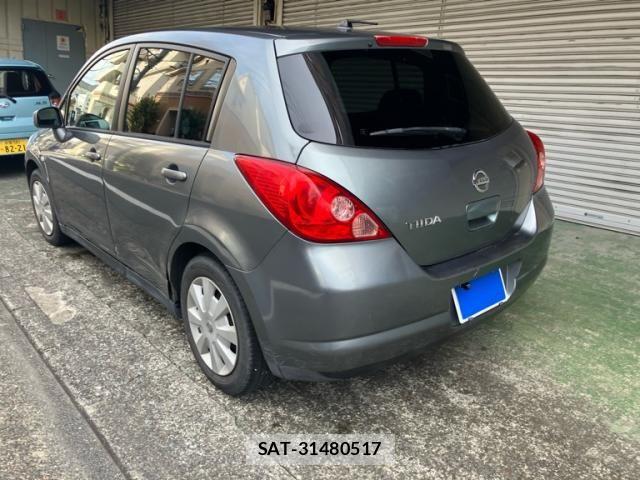 Nissan TIIDA 2006-03 8372289-4