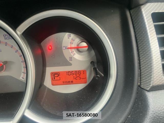 Nissan TIIDA 2009-06 8415483-19